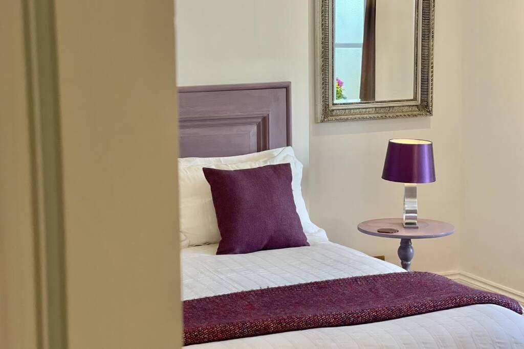 Lavender Apartment - Spacious Apartment Close To The Beach Deal Luaran gambar